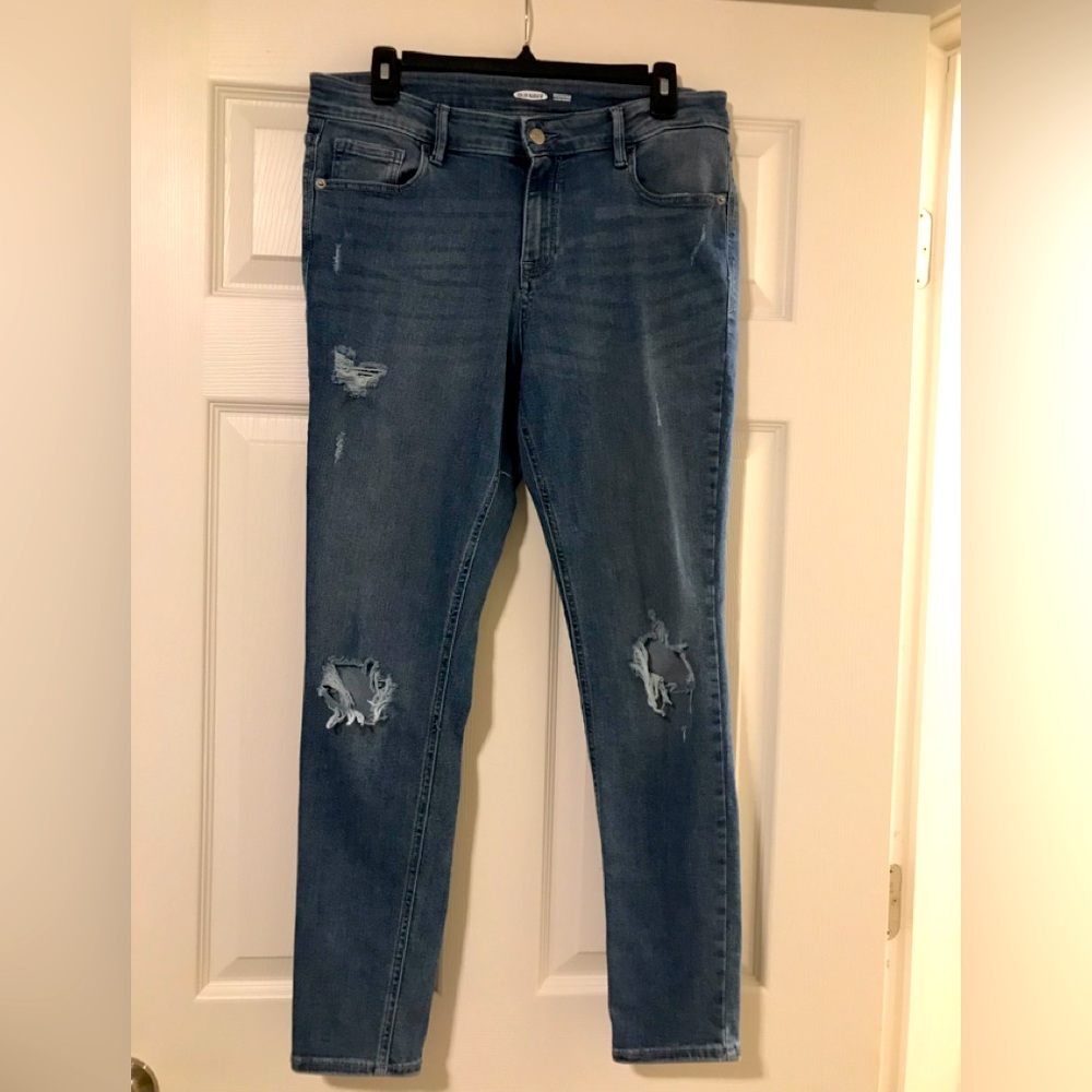 Old Navy Rockstar super skinny jeans